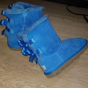 Bailey bow uggs